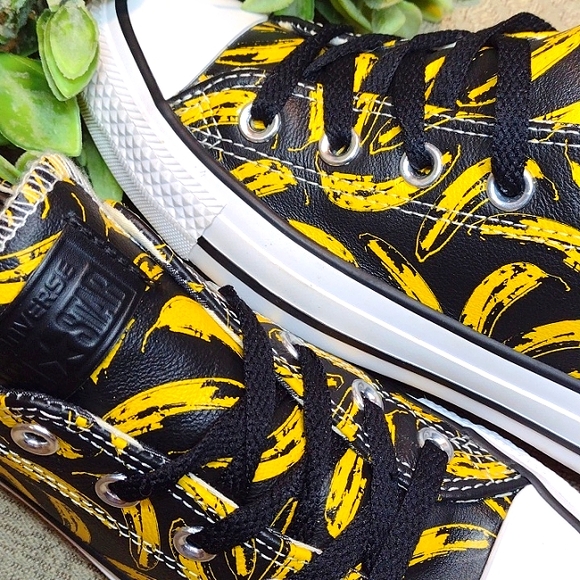 Limited Edition Converse X Andy Warhol Leather Banana Print Low Ox Sneakers - Picture 3 of 16